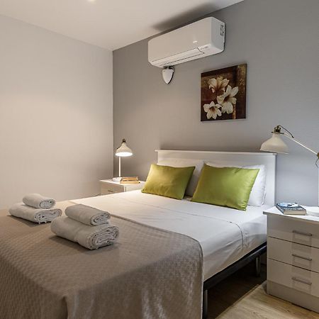 Waou Apartamentos En Sol Confort 2 Madrid Exterior photo