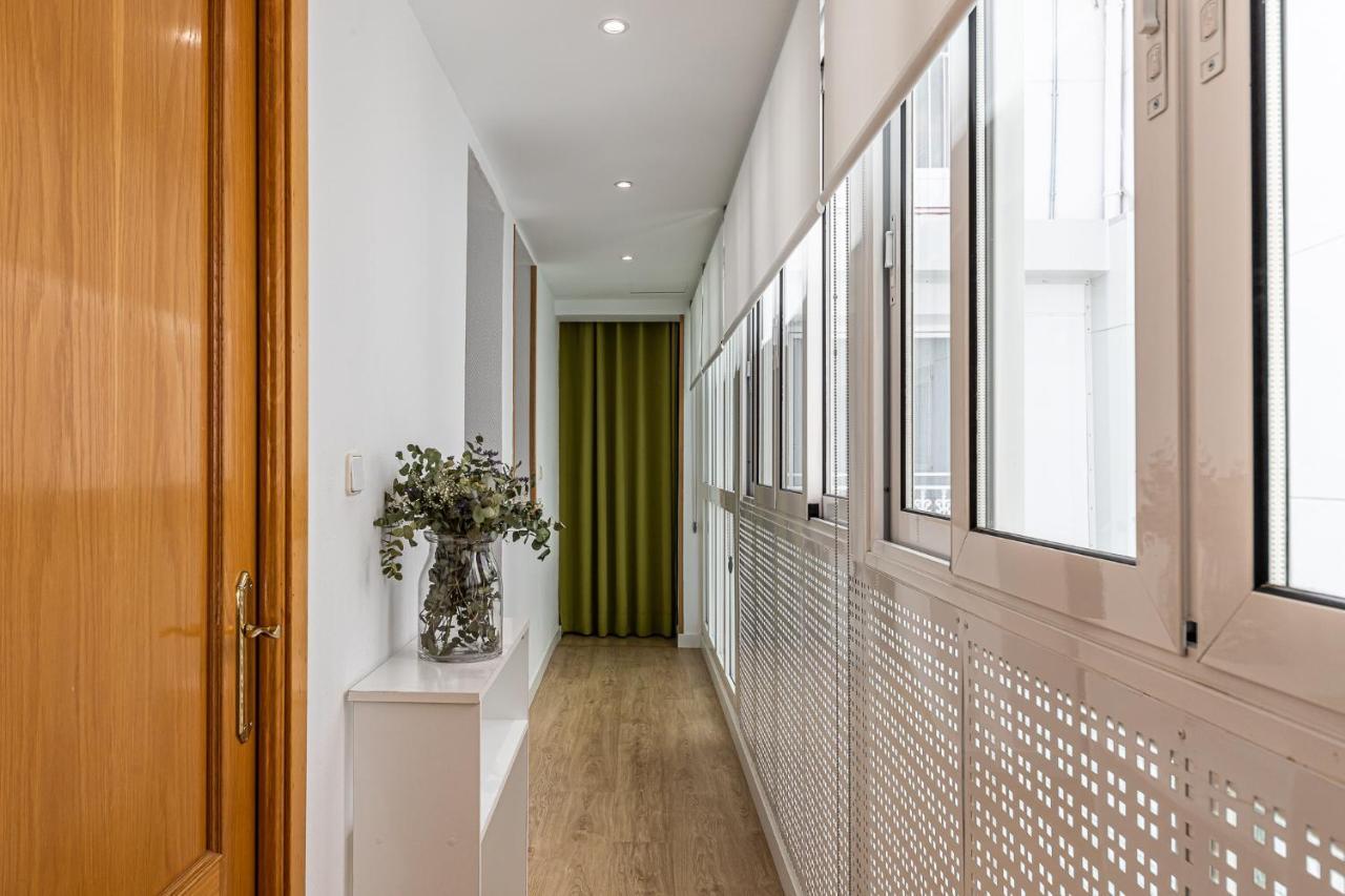 Waou Apartamentos En Sol Confort 2 Madrid Exterior photo